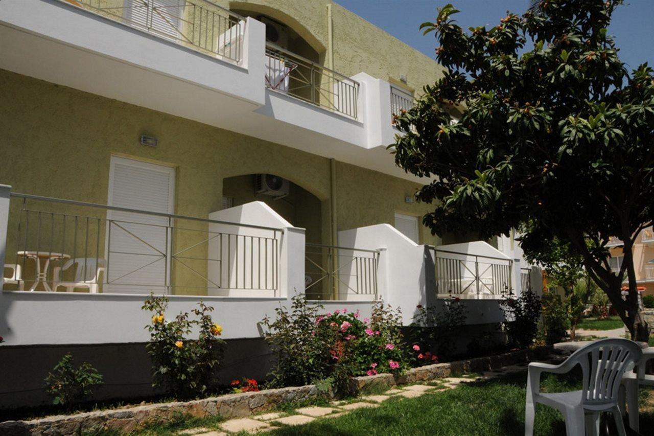 Manolis Apartments Plakias Exterior photo